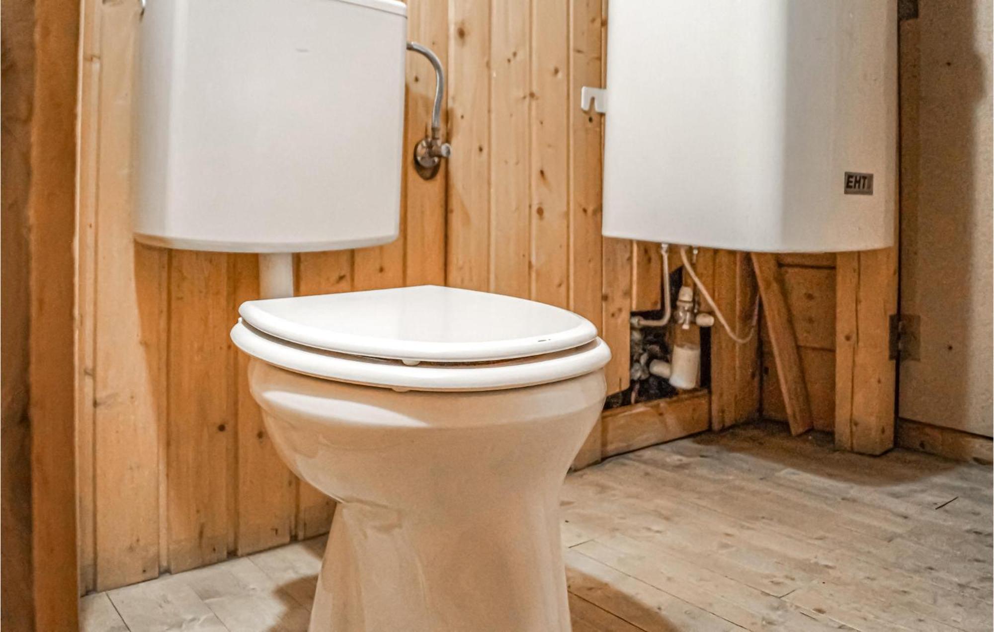 1 Bedroom Cozy Apartment In Hinterburg Buitenkant foto